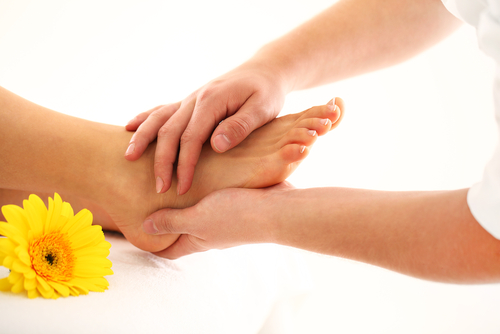 Refreshing foot massage